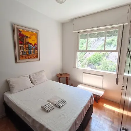 Espaçoso apartamento 2 Quartos em Copacabana à 500m da praia e Metrô-3